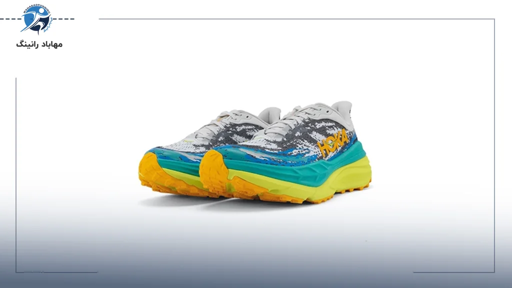 کتونی هوکا چه ویژگی‌های منحصر به فردی دارد؟