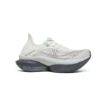 ساکونی اندورفین الیت 2 saucony endorphin elite